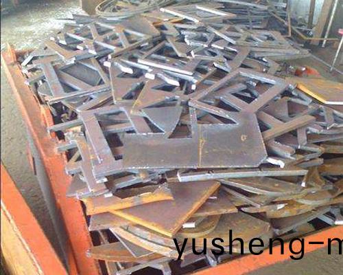 廢(fei)舊(jiu)鋼(gang)材(cai)迴收