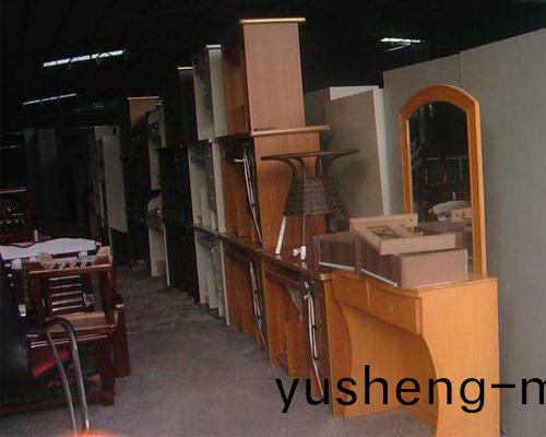 傢(jia)具(ju)迴(hui)收(shou)